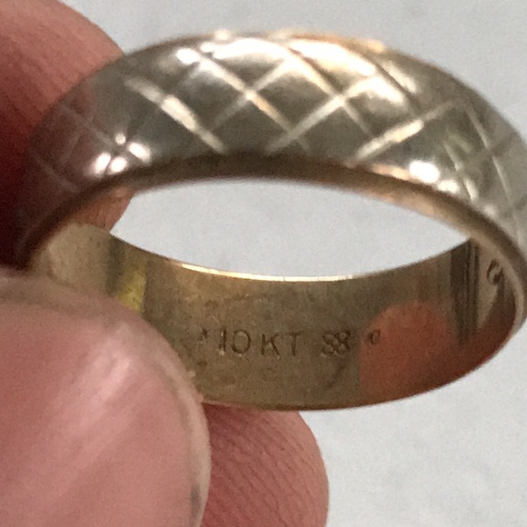 Vintage Checkered 10kt WG & YG Wedding Band - Picture 6 of 10